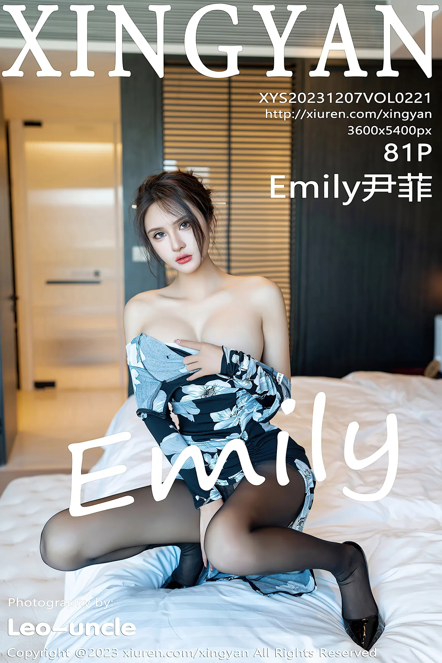 [XINGYAN星颜社]VOL.221_女神Emily尹菲性感深色旗袍配超薄黑丝秀完美身材迷人诱惑写真81P-秀人网 - XiuRen.Pro